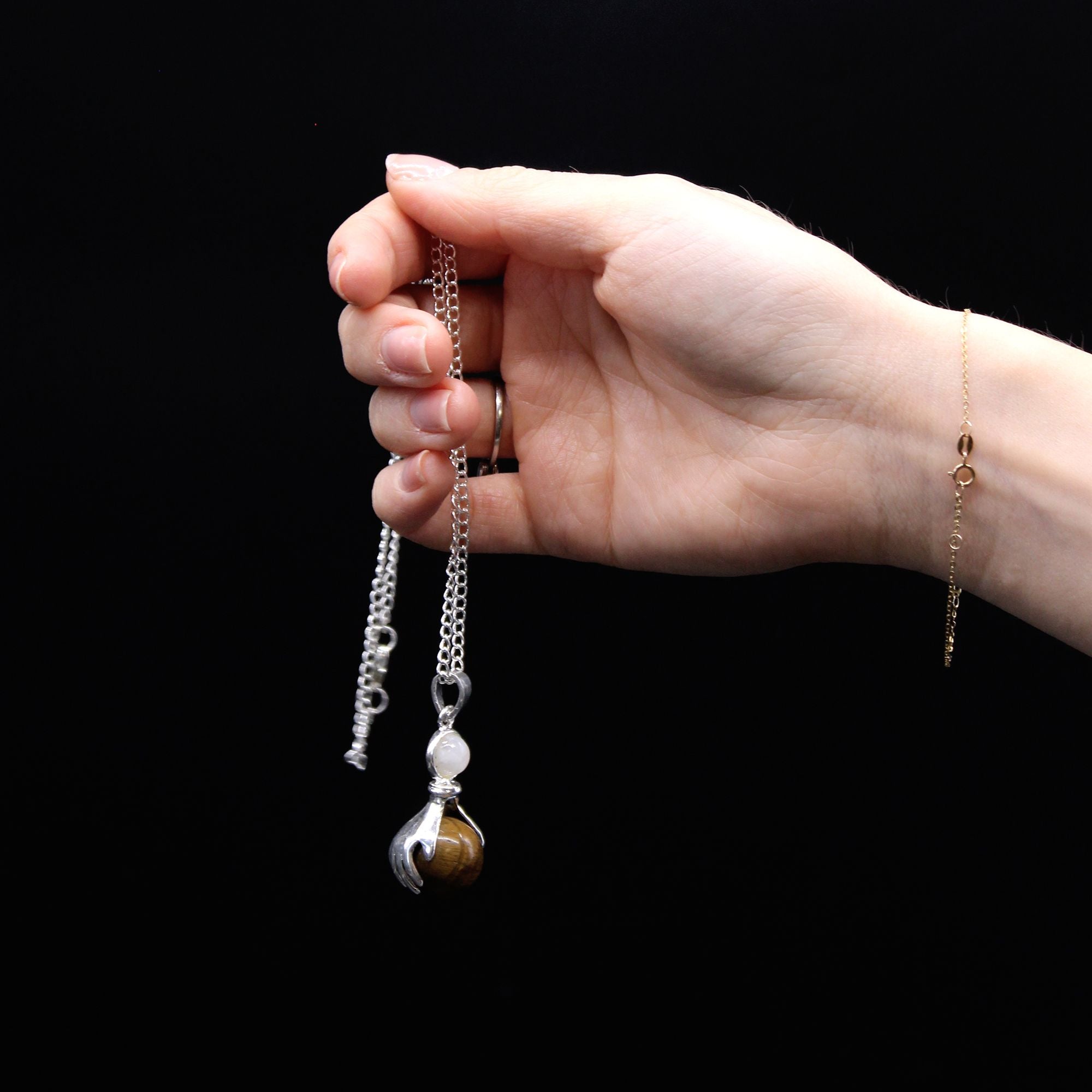 Healing Hands Necklace - Tigers Eye